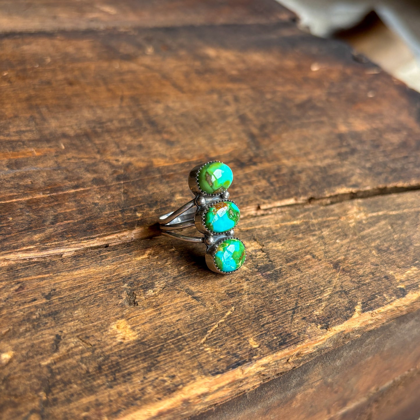 The Laurel Ring