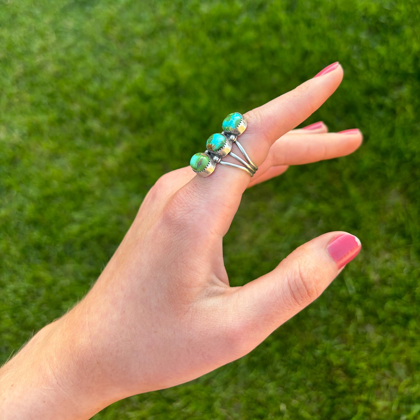 The Laurel Ring